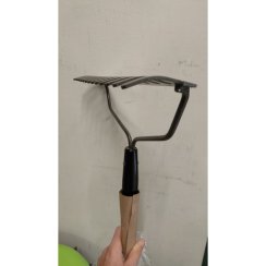 3889 3889